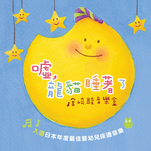 漂亮熟女人妻光着屁屁在厨房
